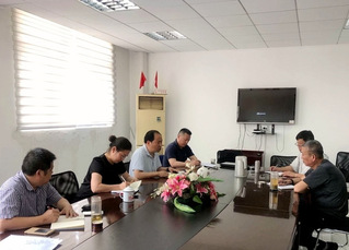 副校长刁元斌到后勤服务中心调研...